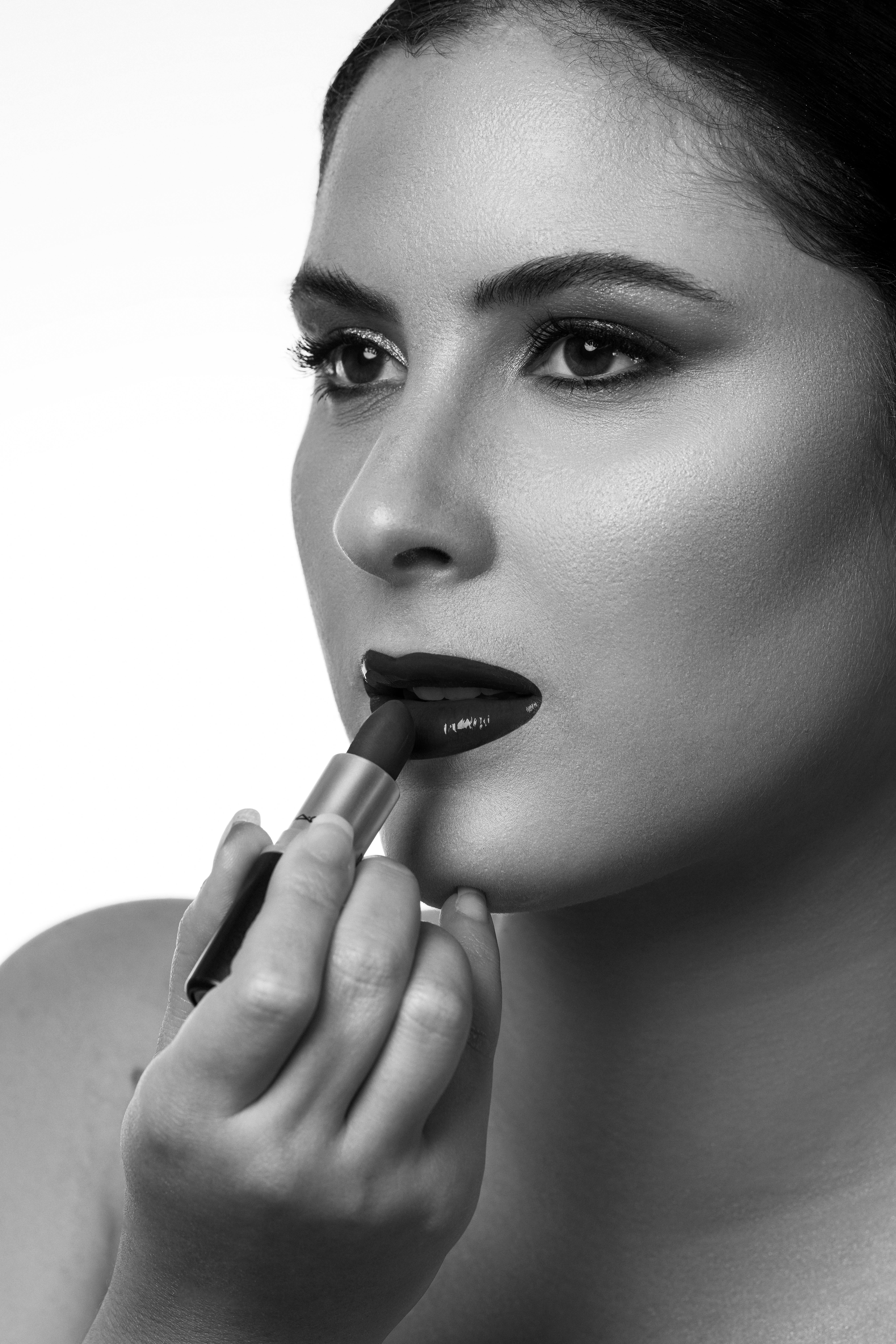 短视频内容片段封面：镜头与氛围示意